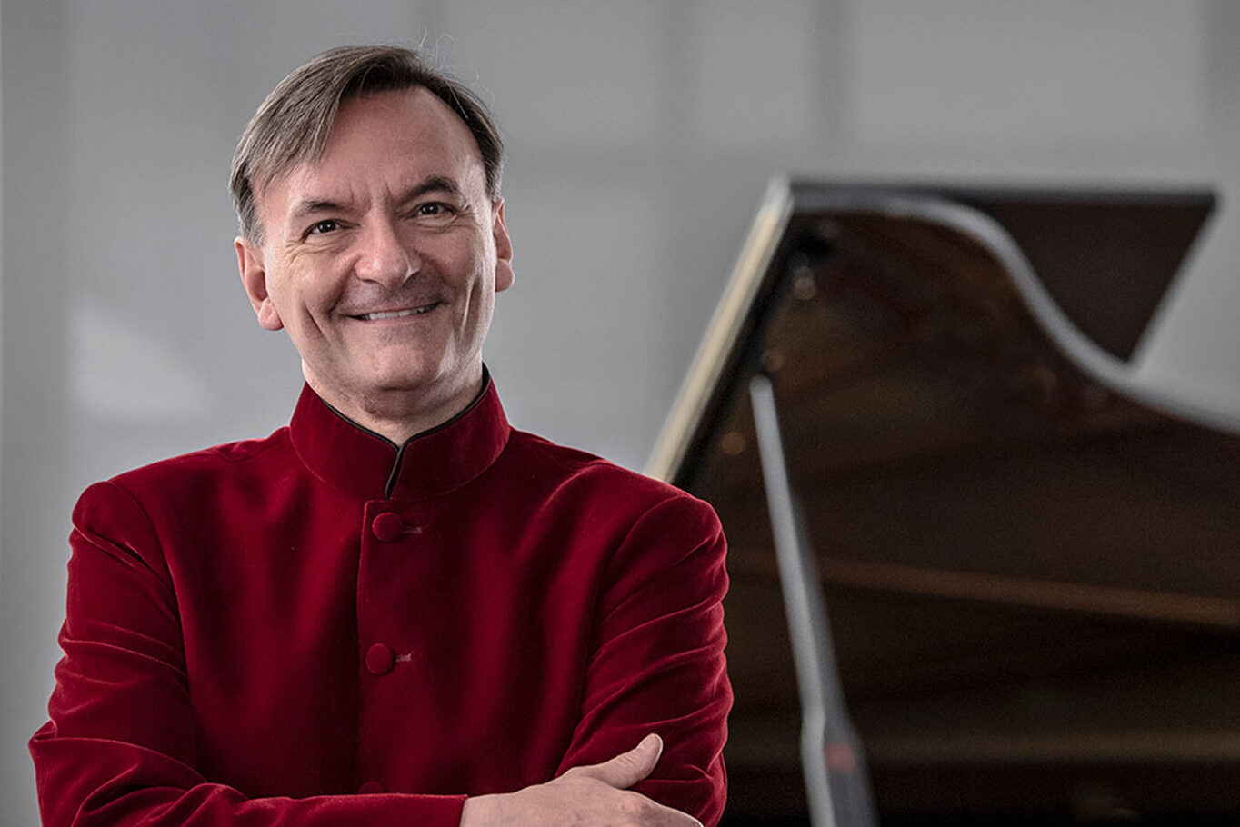 2025 Stephen Hough performs Brahms Gallery